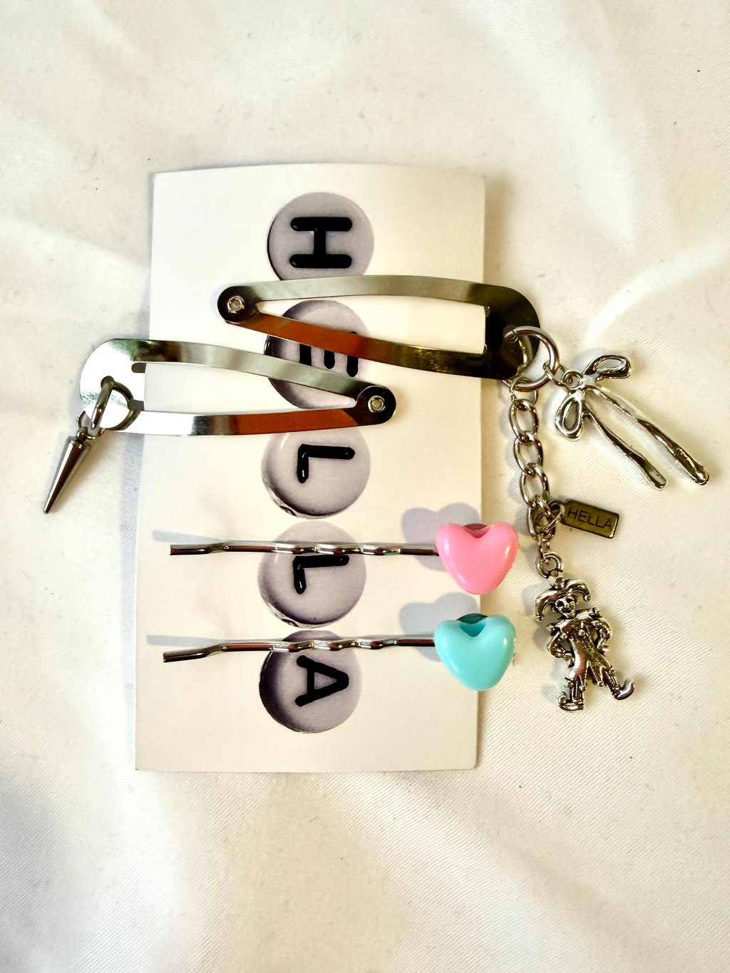 Hella hair clips